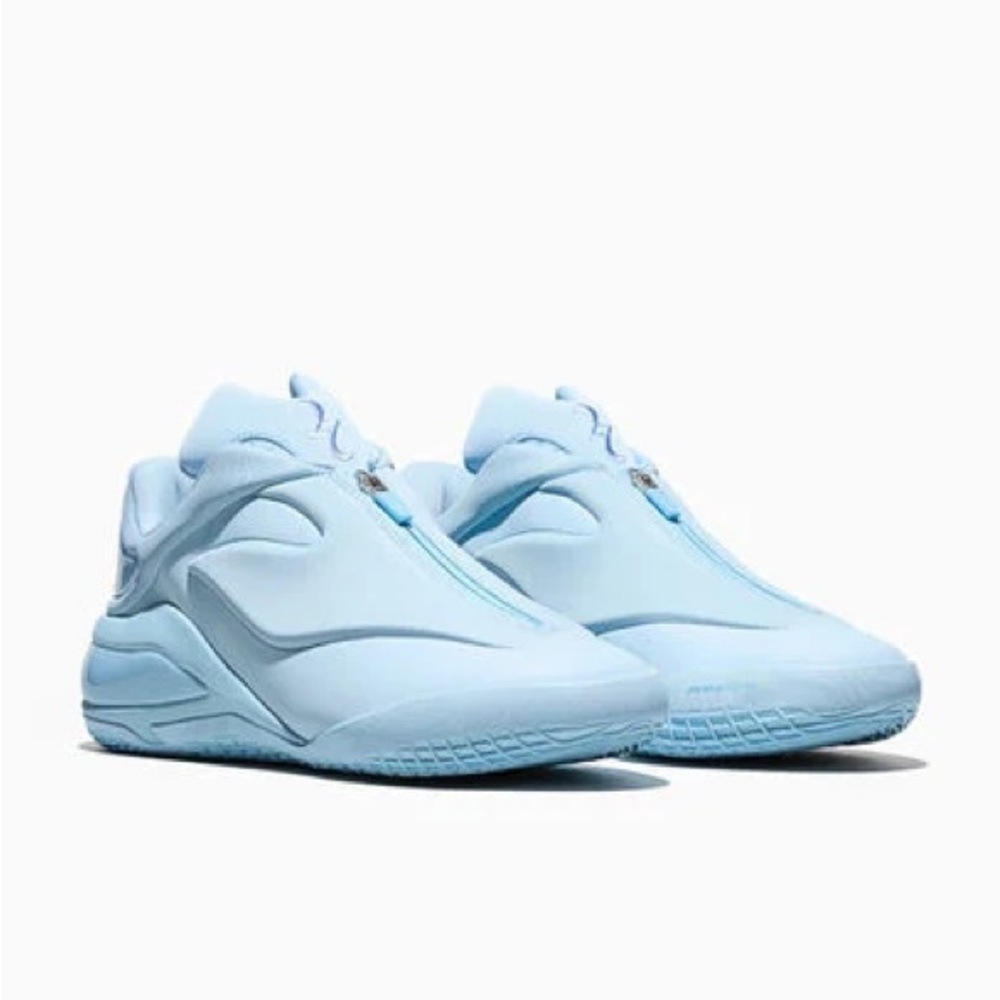 Converse SHAI 001 Sneakers